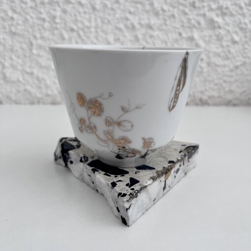 šálek hrášek (bez ucha)